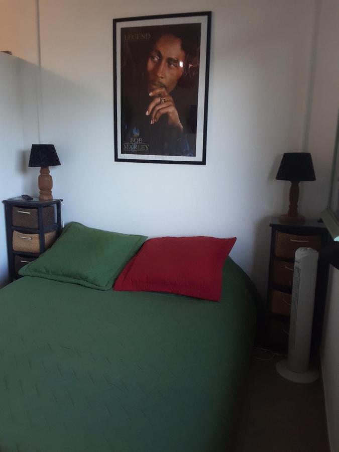 Le Tulear - Aux 4 Coins Du Monde Hotel Saint Pierre Buitenkant foto